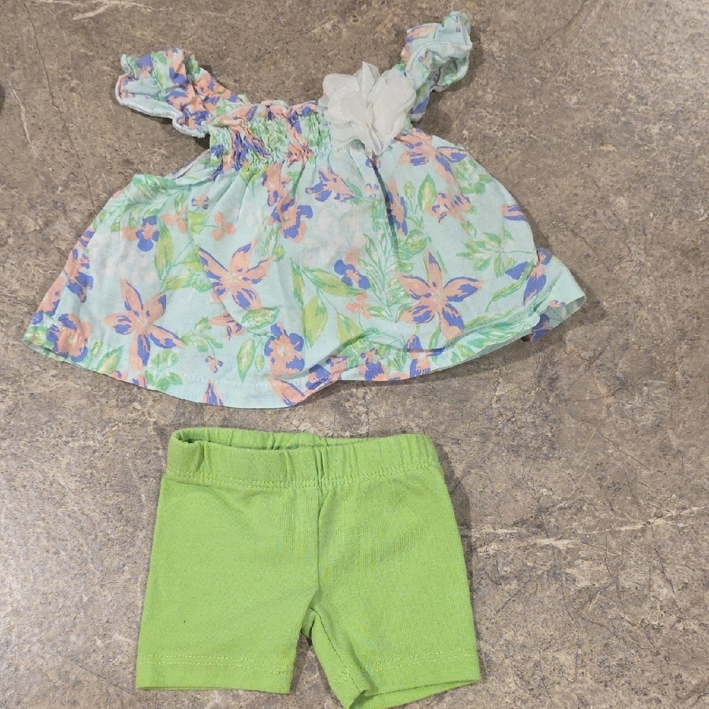 (J59) Laura Ashley Floral Top and Lime Green Shorts Set Sz 0-3mth